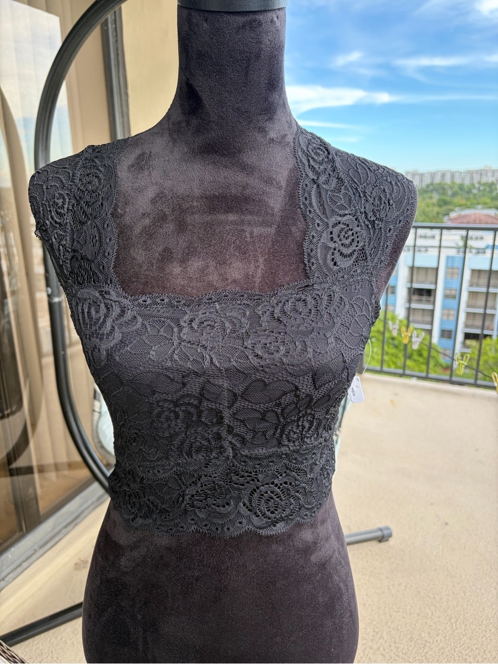 Free People Intimately Floral Lace Bralette Crop Top Black Medium NWT